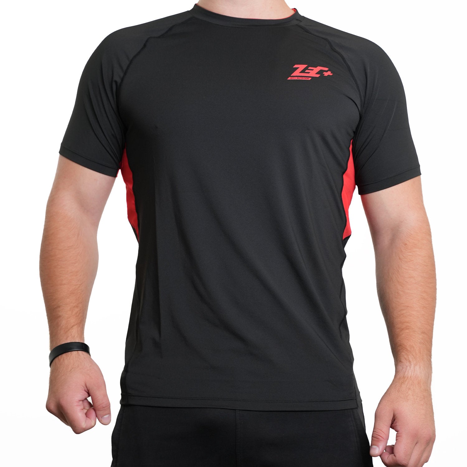 Schwarzes Zec+ Herren T-Shirt mit rotem Logo und roten Seiteneinsätzen, Vorderansicht