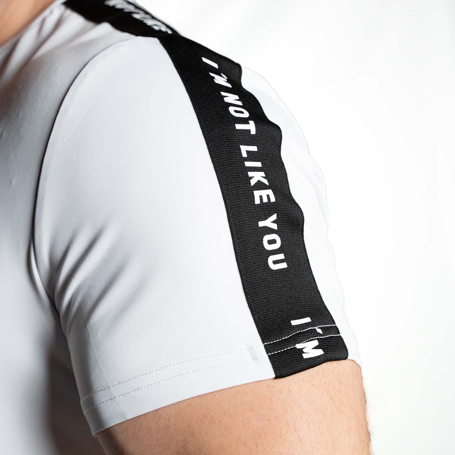 Zec+ Vibes Herren T-Shirt weiß, Detailansicht Ärmelaufdruck